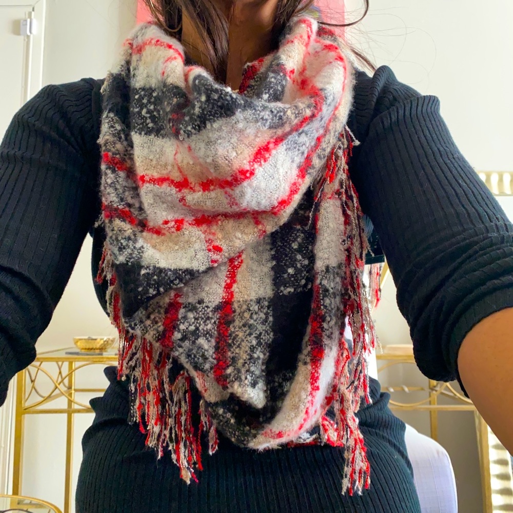 Super Soft Plaid Scarf - Picture 2 of 5